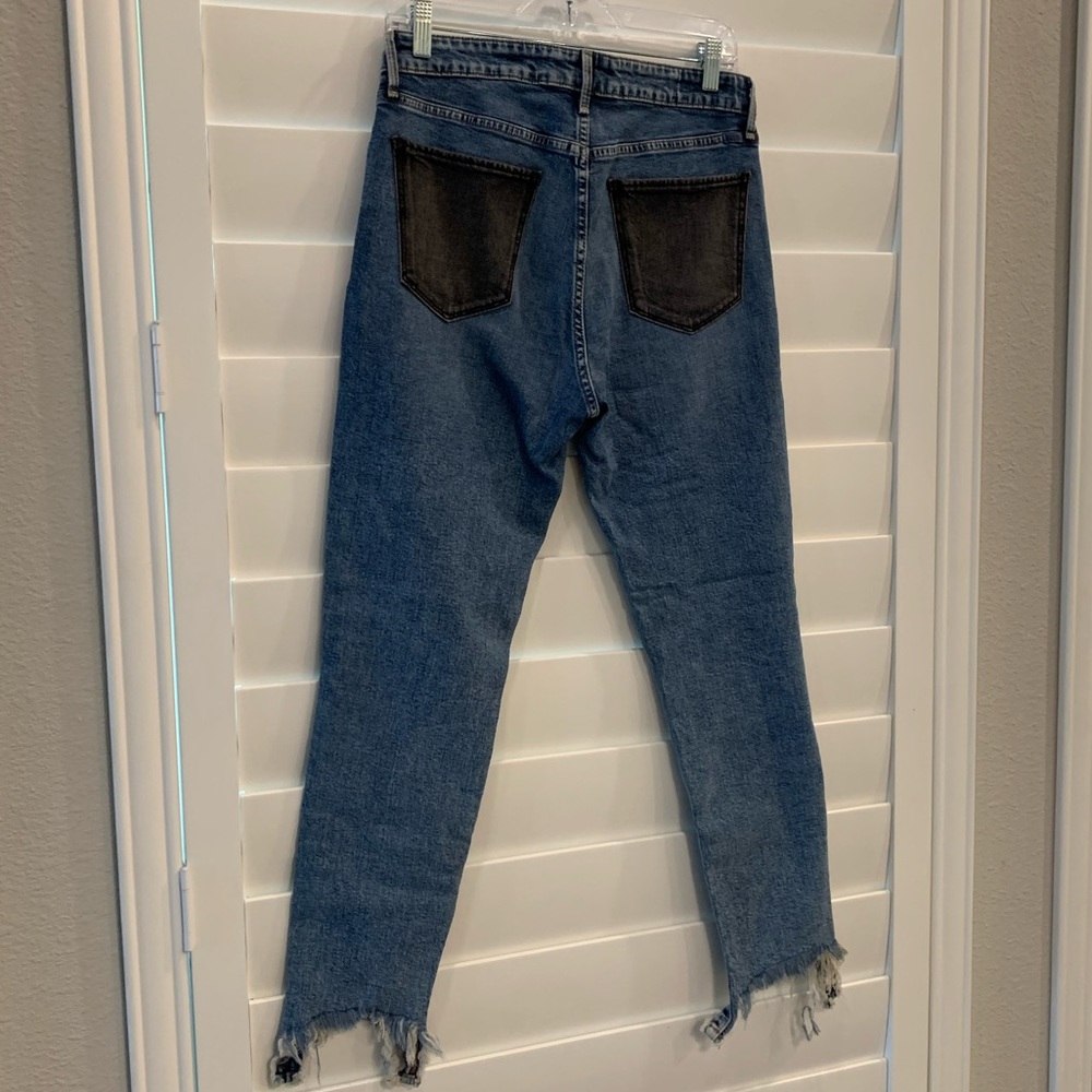 Lucky Brand Skinny Straight Jeans- Size 28
